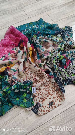 Женские шарфы и платки