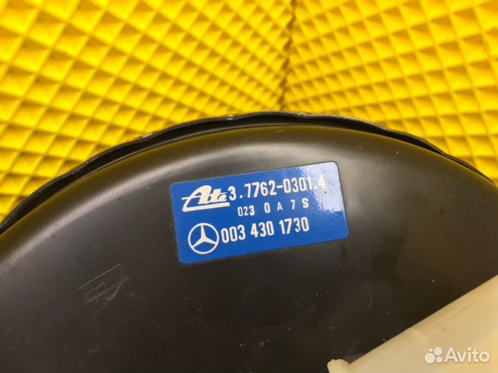 Вакуумный усилитель тормозов Mercedes-Benz S124