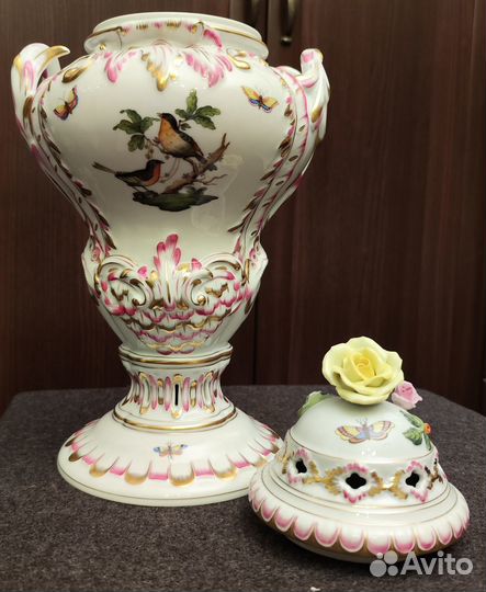 Фарфоровая ваза Herend