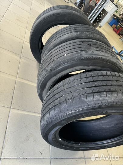 Yokohama BluEarth E70BZ 215/55 R17 94V