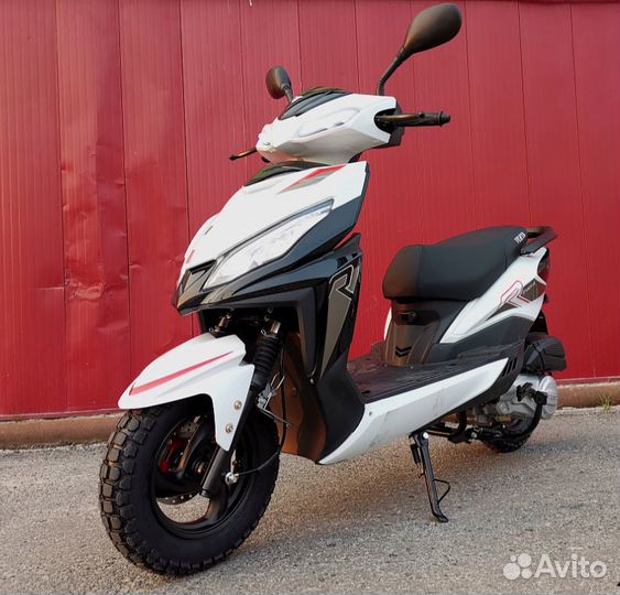 Скутер X-motors City