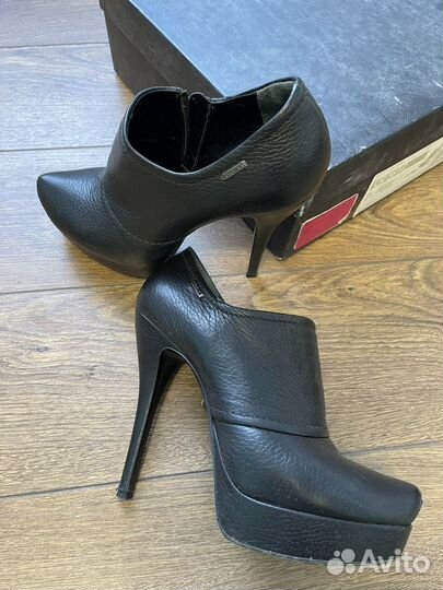 Ботильоны loriblu (38 размер)