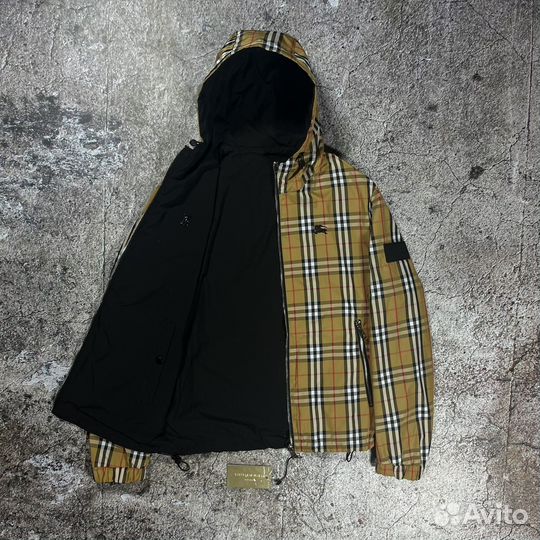 Ветровка Burberry двухсторонняя