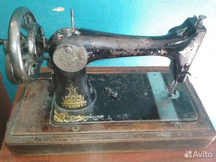 Швейная машина Singer