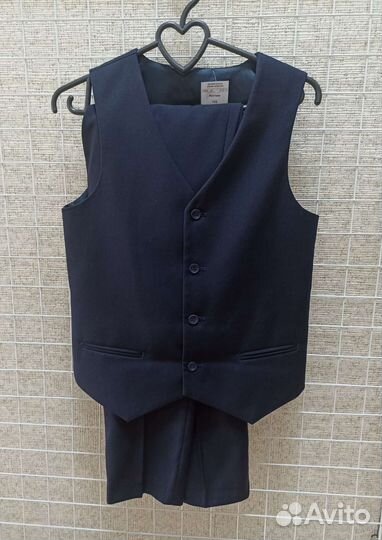 Школьный костюм