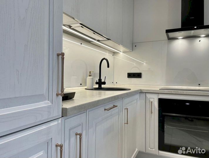 Кухонные гарнитруы