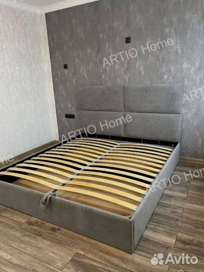 Кровать двуспальная