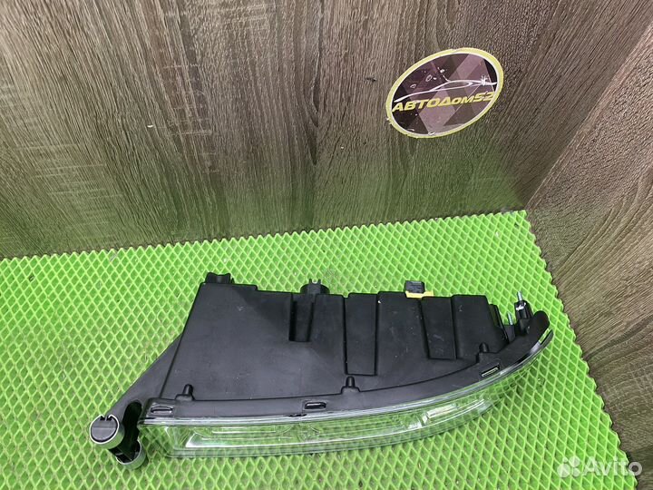 Фара противотуманная правая птф LED Sitrak C7H T5G