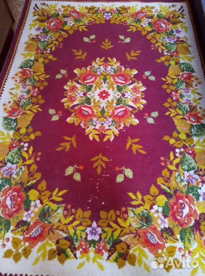 Ковер шерстяной