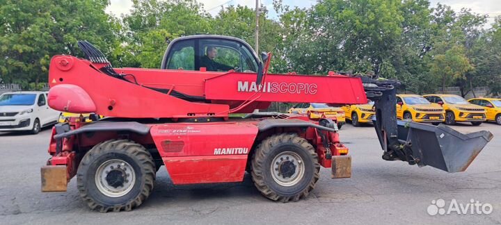 Телескопический погрузчик Manitou MRT 2150, 2011