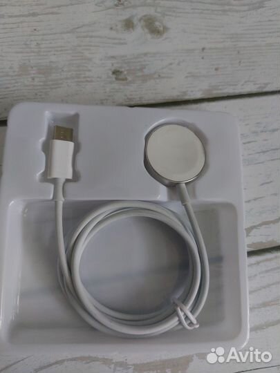 Зарядка для Apple Watch