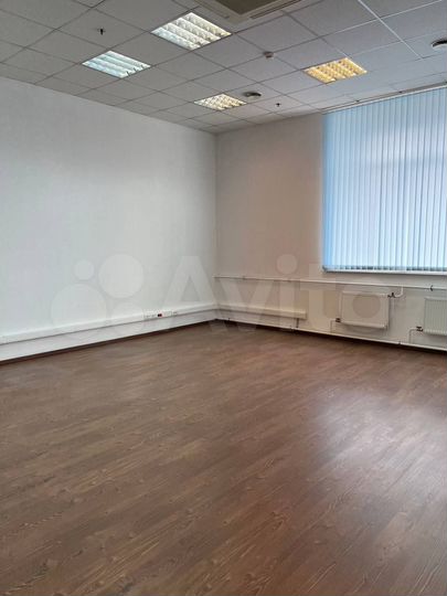Офисное помещение / офис в аренду, 43.5 м²