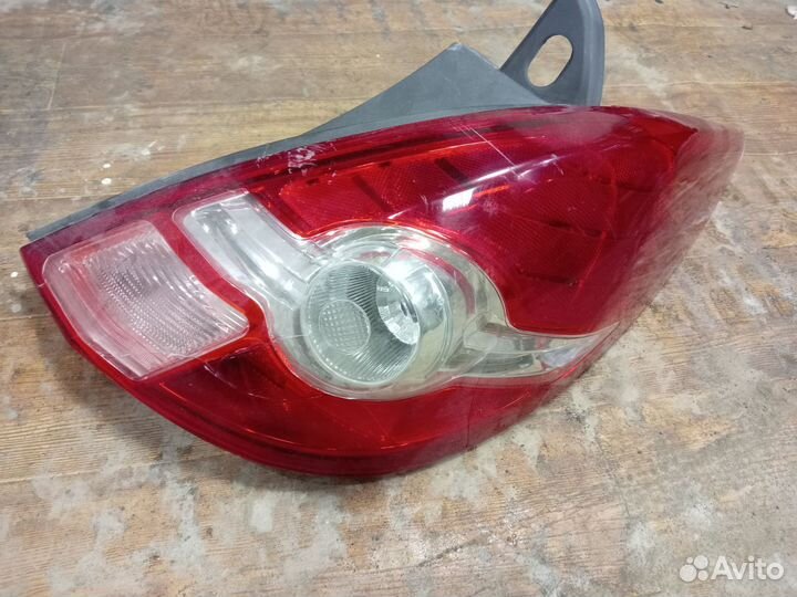 Задние фонари на ниссан тиида т11