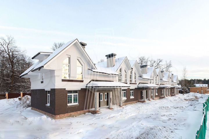 Таунхаус 109,9 м² на участке 2,7 сот.