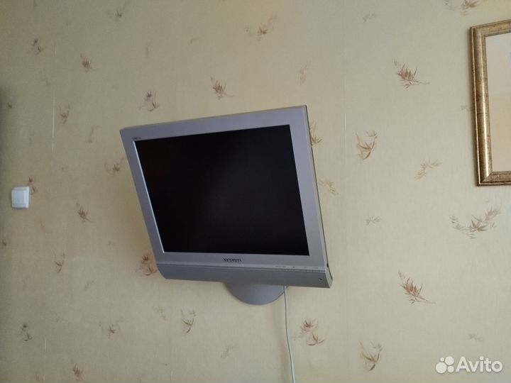 Продам ЖК телевизор Samsung LW-20M22C