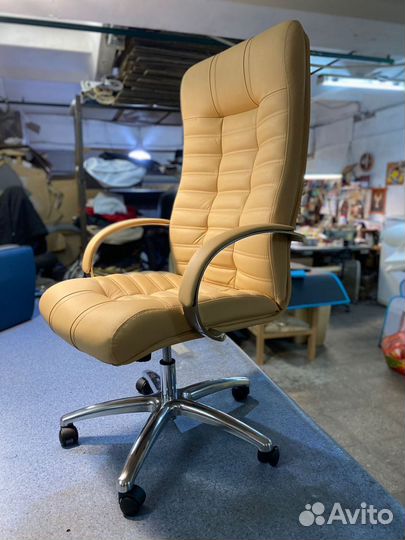 Компьютерное кресло