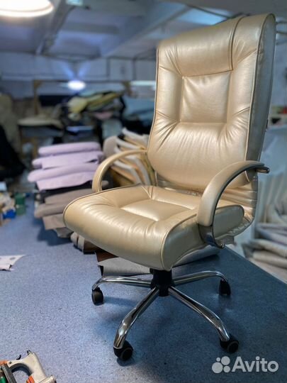 Кресло офисное