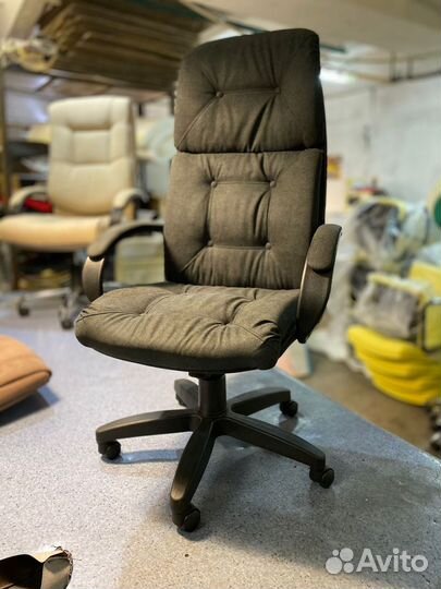 Компьютерное кресло