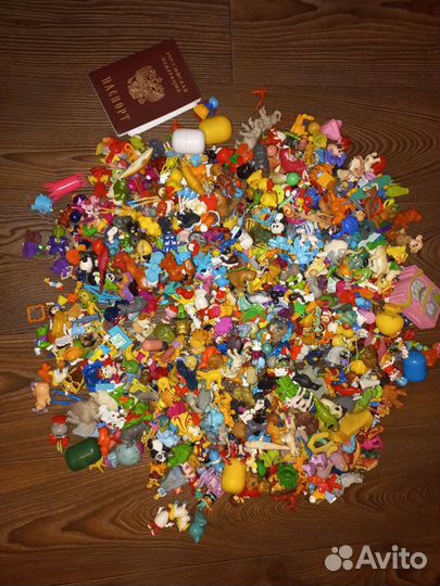 Игрушки из киндер сюрприза