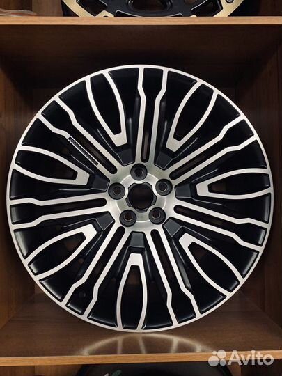Диски R22 5x120 для Range Rover