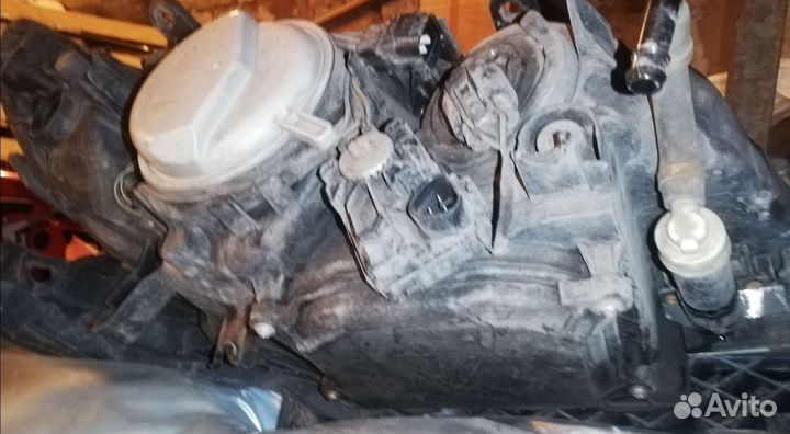 Левая фара subaru outback 2008 оригинал