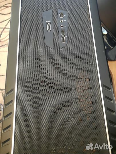 Корпус Big Tower для компьютера, сервера