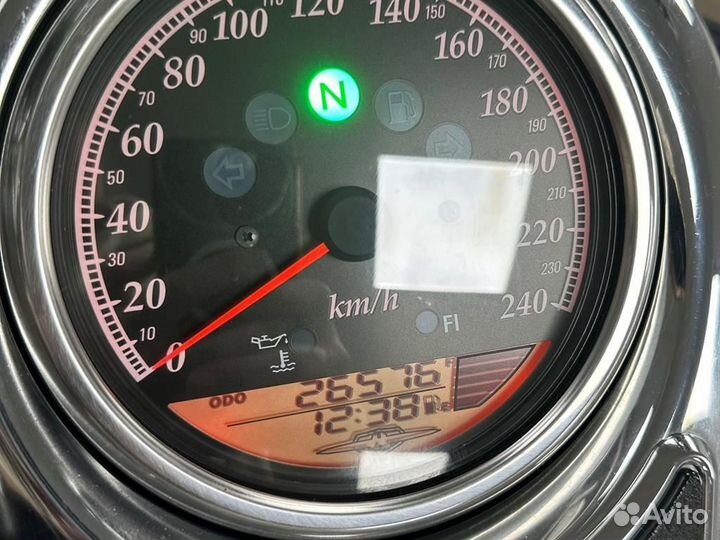 Suzuki Boulevard C109R