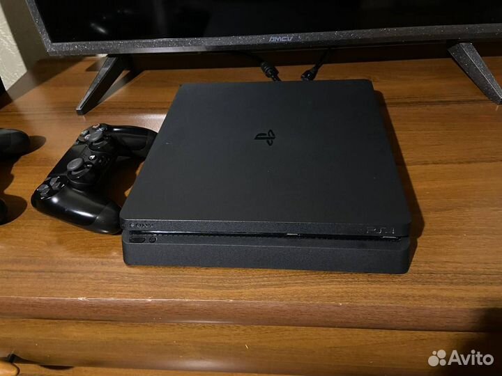 PlayStation 4 Slim 1TB