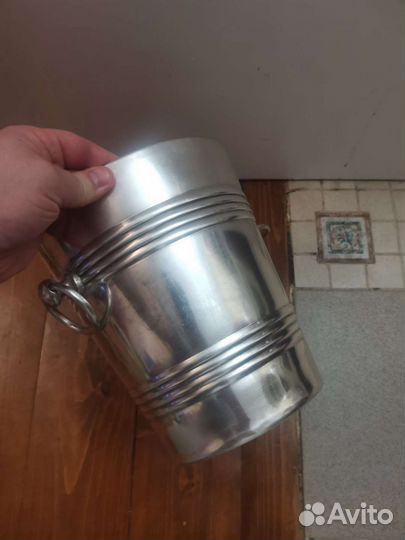Ведро для шампанского