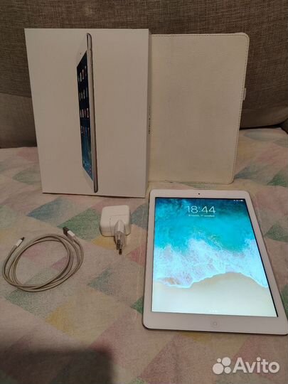Планшет iPad Air 1 Wi-Fi 16Гб (MD788RU/A) В идеале