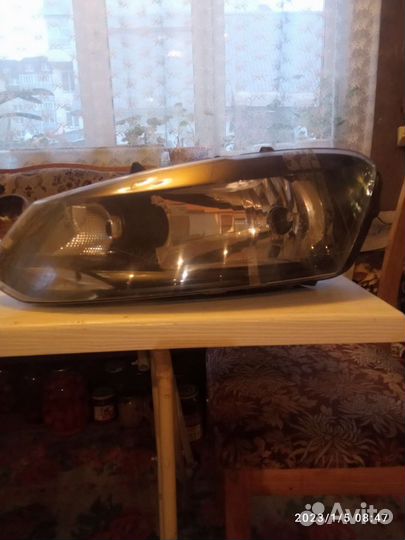 Фара левая volkswagen polo