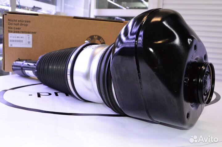 Стойка передняя правая BMW 7er G11 G12