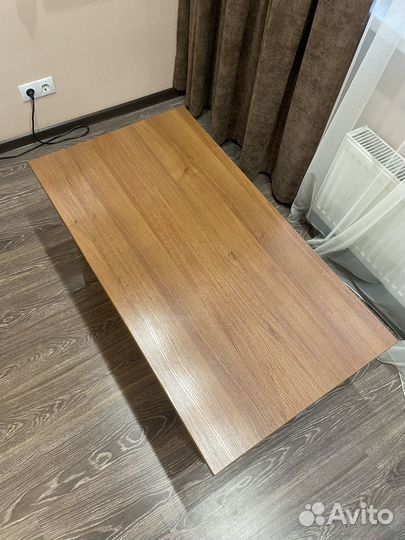 Журнальный столик