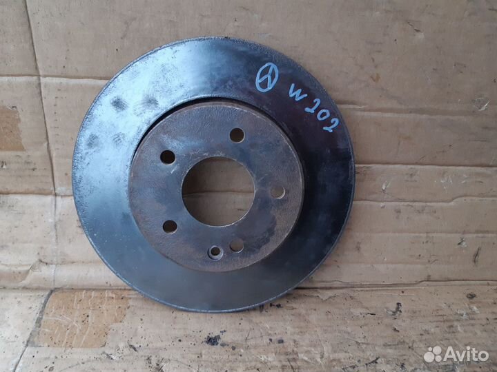 Диск тормозной передний Мерседес W202