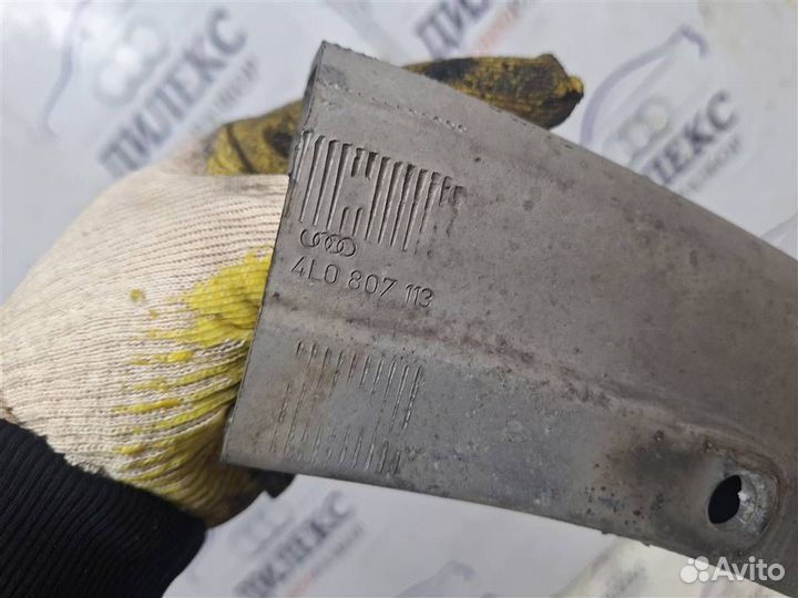 Усилитель переднего бампера Audi Q7 2005