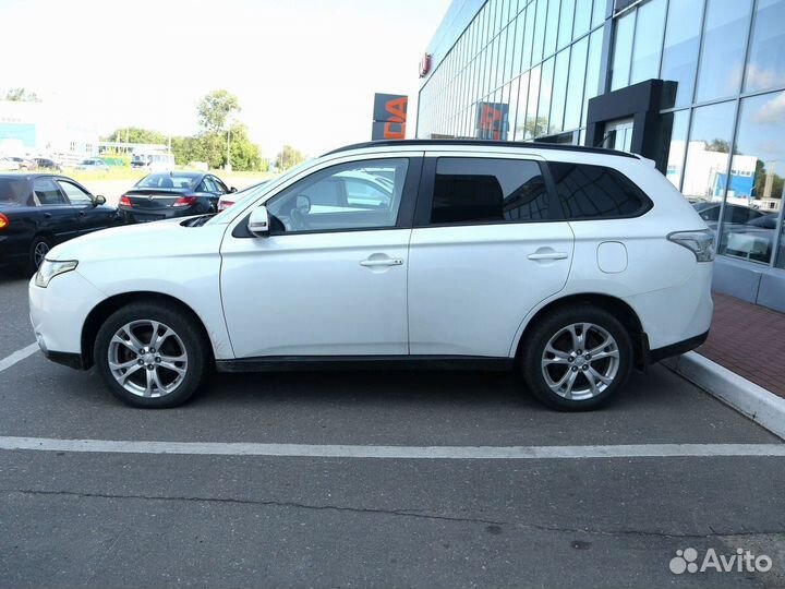 Mitsubishi Outlander 2.4 CVT, 2013, 208 658 км