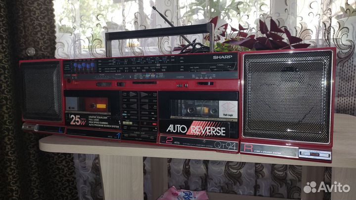 Кассетный магнитофон sharp