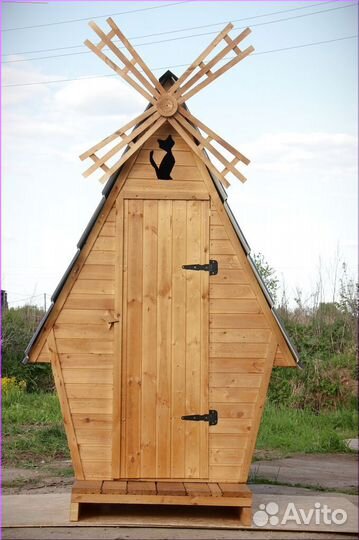 Уличный туалет деревянный BLU781