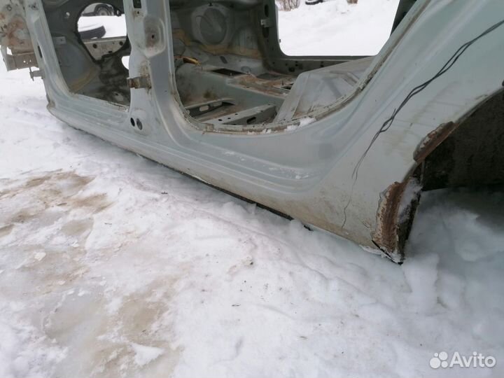 Порог Renault symbol Лев