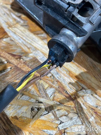 Петли капота Audi A5 f5 b9 c пиропатроном