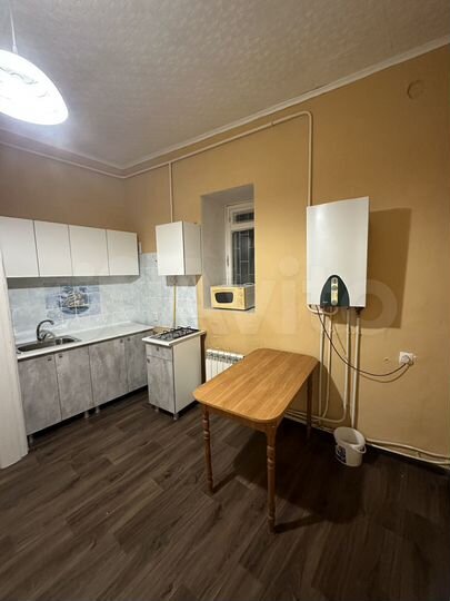 1-к. квартира, 37 м², 1/2 эт.