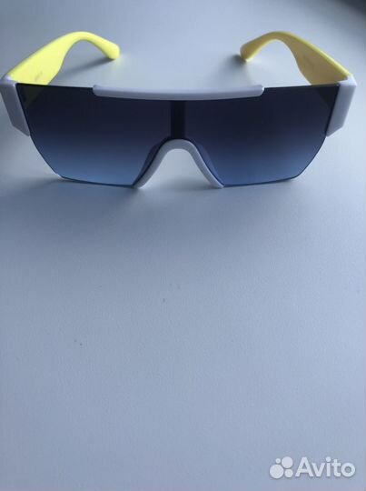 Солнцезащитные очки унисекс