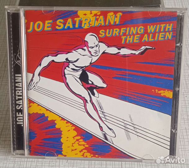 JOE satriani. surfing THE alien