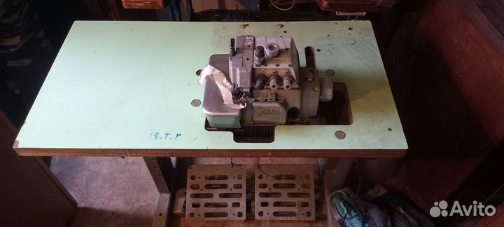 Оверлок промышленный бу