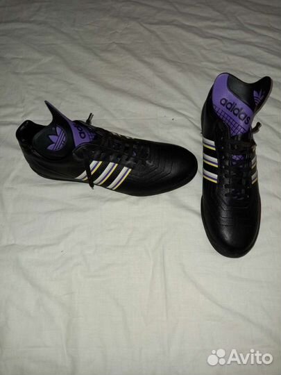 Футбольные бутсы