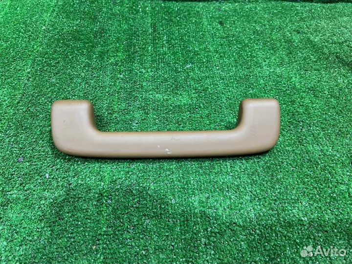 Ручка потолка Audi A8 седан 4.2 2004