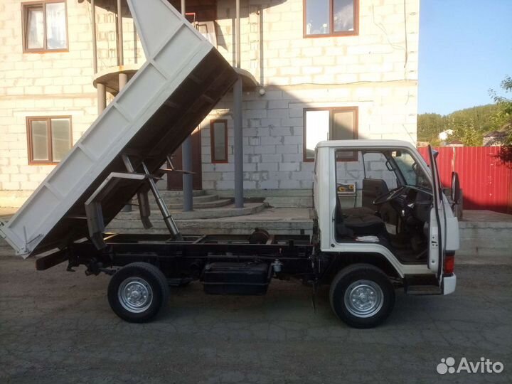 Mitsubishi Fuso Canter, 1992