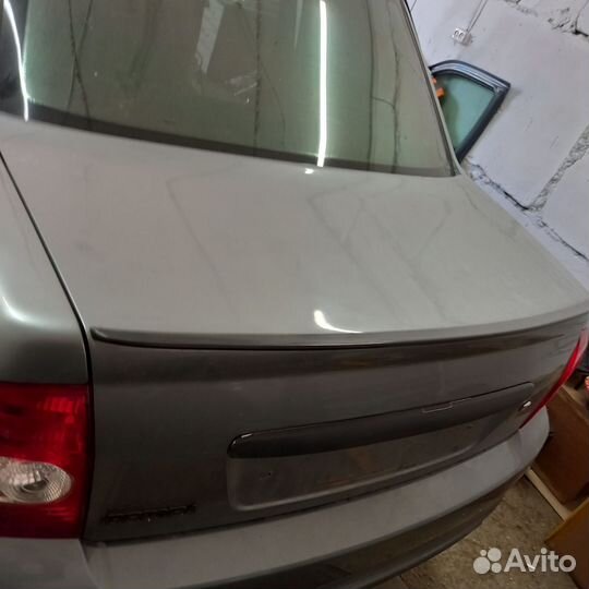 Крышка багажника priora седан