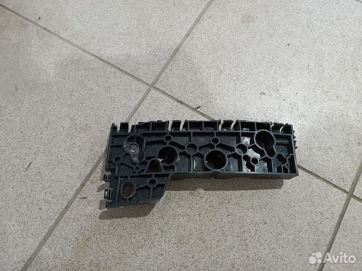 Кронштейн переднего бампера левый Haval Jolion Хав