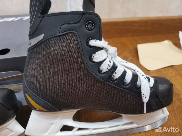 Хоккейные коньки Bauer supremo ONE.4 оригинал р 38